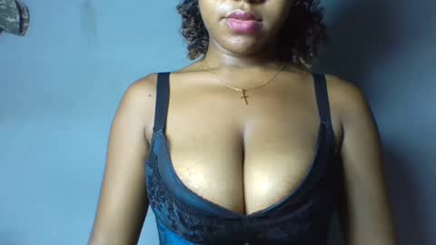 verolla31 online show from 02.27.25