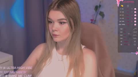 Snapshot of veronaaura chatting on 11.27.25 Tiffany online show from 11.27.25