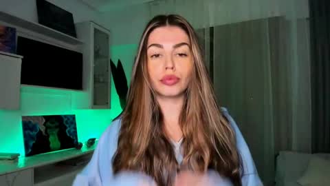 Lolitalolz online show from 01.15.25