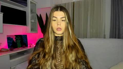 Lolitalolz online show from 03.01.25