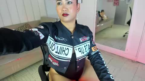 Veronica3  online show from 04.18.26