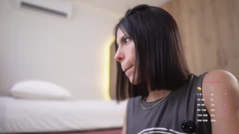 Veronica online show from 11.23.25