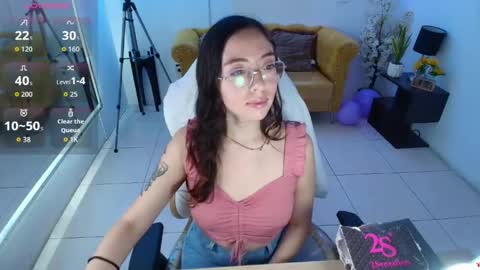 Snapshot of veronica_miiller chatting on 05.06.26 veronica online show from 05.06.26