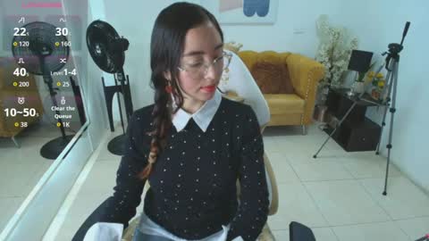 Snapshot of veronica_miiller chatting on 05.18.26 veronica online show from 05.18.26