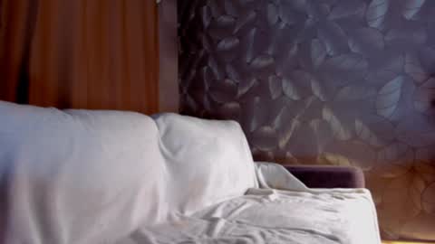 Veronica online show from 12.25.24