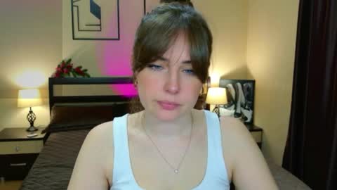 Snapshot of veronicafreman chatting on 04.28.26 Veronica online show from 04.28.26