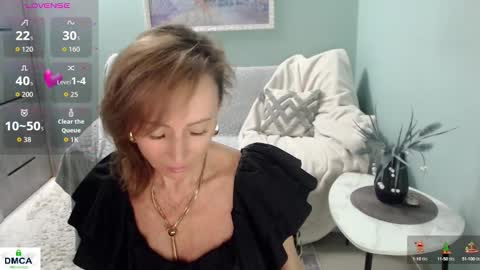 Helen online show from 10.21.25
