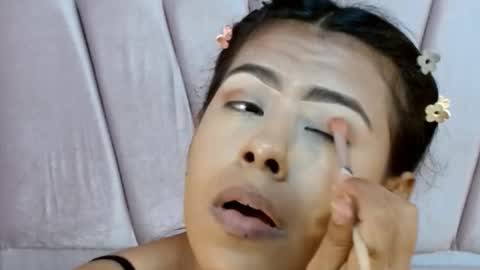 Veronica Robles online show from 10.29.25