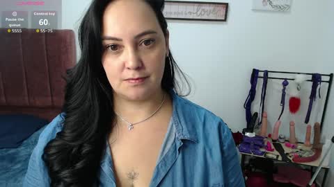 Snapshot of veroniicabbw_ chatting on 03.31.26 veroniicabbw_ online show from 03.31.26