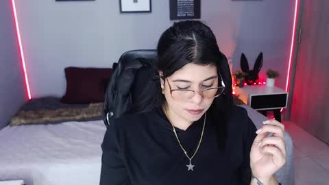 Snapshot of veronika_metalstar chatting on 02.01.25 Miss Veronika online show from 02.01.25