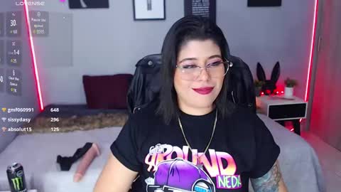 Snapshot of veronika_metalstar chatting on 02.12.25 Miss Veronika online show from 02.12.25