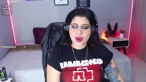 Snapshot of veronika_metalstar chatting on 02.20.25 Miss Veronika online show from 02.20.25