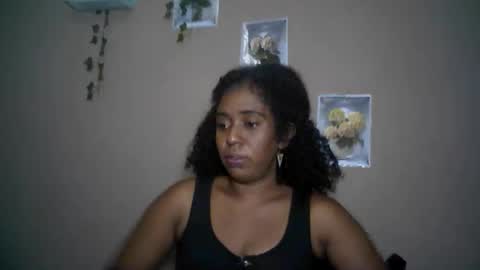 Snapshot of verronique1511 chatting on 04.20.26 verronique1511 online show from 04.20.26