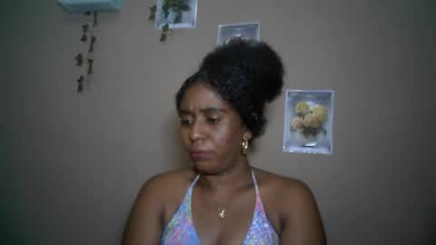 Snapshot of verronique1511 chatting on 04.21.26 verronique1511 online show from 04.21.26