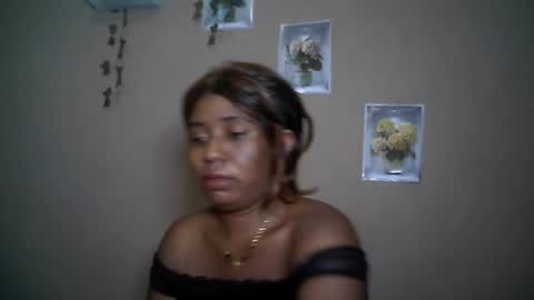 Snapshot of verronique1511 chatting on 04.29.26 verronique1511 online show from 04.29.26