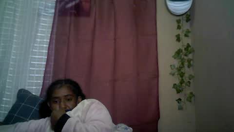 Snapshot of verronique1511 chatting on 06.28.26 verronique1511 online show from 06.28.26