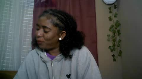 Snapshot of verronique1511 chatting on 06.29.26 verronique1511 online show from 06.29.26
