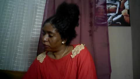 Snapshot of verronique1511 chatting on 07.15.26 verronique1511 online show from 07.15.26