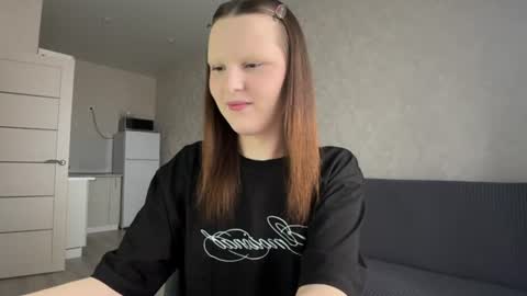 Snapshot of vertuliana chatting on 06.21.26 Karina followed me bb online show from 06.21.26