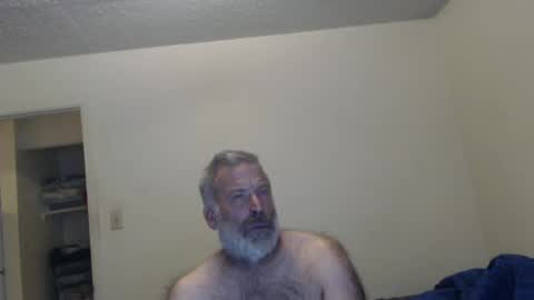 Snapshot of veryveryhairmanindenver chatting on 12.07.24 hairy man online show from 12.07.24