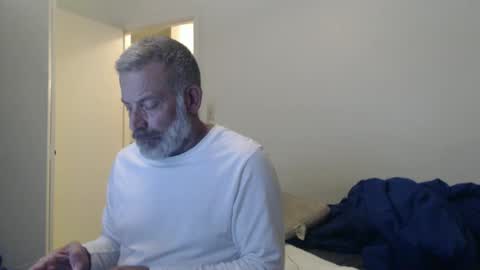 Snapshot of veryveryhairmanindenver chatting on 01.15.25 hairy man online show from 01.15.25