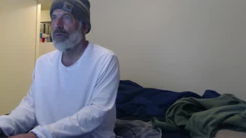 Snapshot of veryveryhairmanindenver chatting on 02.14.25 hairy man online show from 02.14.25