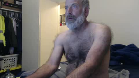 Snapshot of veryveryhairmanindenver chatting on 02.20.25 hairy man online show from 02.20.25