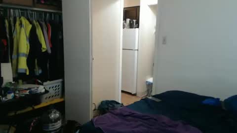 Snapshot of veryveryhairmanindenver chatting on 10.16.25 hairy man online show from 10.16.25