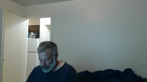 Snapshot of veryveryhairmanindenver chatting on 10.20.25 hairy man online show from 10.20.25