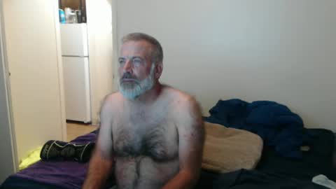 Snapshot of veryveryhairmanindenver chatting on 10.28.25 hairy man online show from 10.28.25
