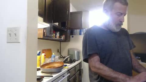 Snapshot of veryveryhairmanindenver chatting on 02.19.26 hairy man online show from 02.19.26