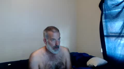 Snapshot of veryveryhairmanindenver chatting on 07.10.26 hairy man online show from 07.10.26