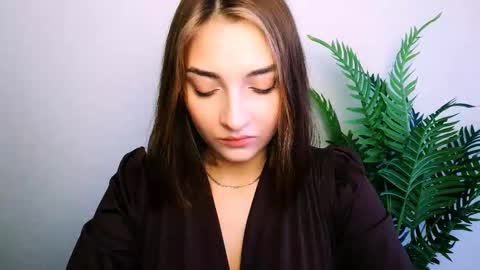 Snapshot of veryveryshygirl chatting on 12.14.25 Ana online show from 12.14.25