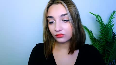 Snapshot of veryveryshygirl chatting on 12.23.25 Ana online show from 12.23.25