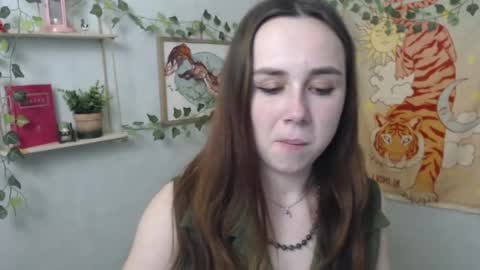 Snapshot of veryveryvery_shy chatting on 04.22.26 veryveryvery_shy online show from 04.22.26