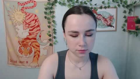 Snapshot of veryveryvery_shy chatting on 05.26.26 veryveryvery_shy online show from 05.26.26