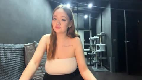 Esta online show from 11.16.25