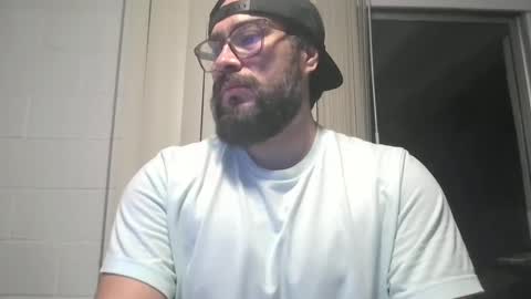 Snapshot of vesturelove chatting on 09.21.25 vesturelove online show from 09.21.25