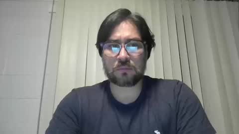 Snapshot of vesturelove chatting on 10.14.25 vesturelove online show from 10.14.25