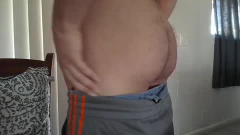 Snapshot of vesturelove chatting on 10.22.25 vesturelove online show from 10.22.25