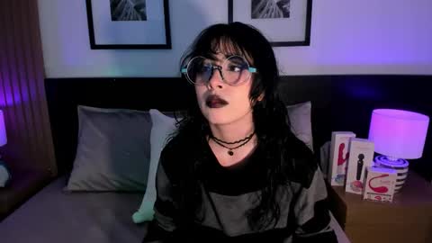 Snapshot of vi_anaya chatting on 02.01.26 Anaya online show from 02.01.26