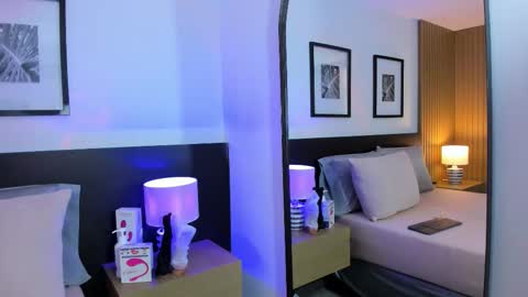 Snapshot of vi_anaya chatting on 03.04.26 Anaya online show from 03.04.26