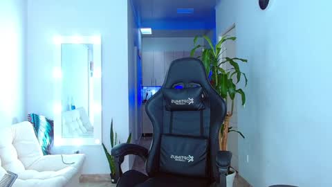 Ariana  online show from 03.01.25