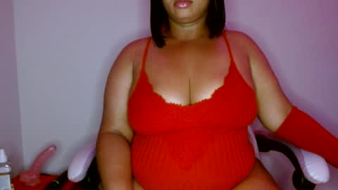 Snapshot of vibe_xxxo chatting on 06.15.26 vibe_xxxo online show from 06.15.26