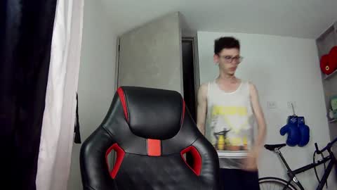 Snapshot of vicent_brais chatting on 12.06.24 Vicent Brais online show from 12.06.24