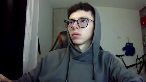 Snapshot of vicent_brais chatting on 12.07.24 Vicent Brais online show from 12.07.24