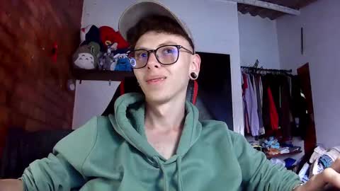 Snapshot of vicent_brais chatting on 02.10.25 Vicent Brais online show from 02.10.25