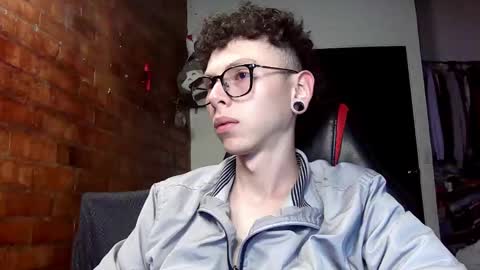 Snapshot of vicent_brais chatting on 02.18.25 Vicent Brais online show from 02.18.25