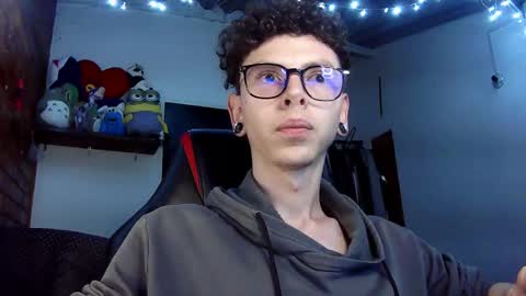 Snapshot of vicent_brais chatting on 03.04.25 Vicent Brais online show from 03.04.25