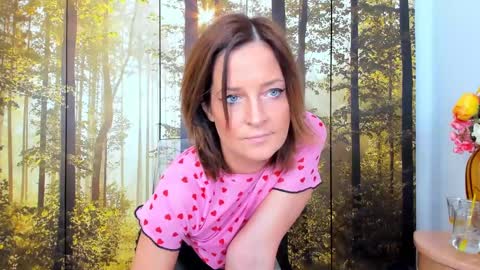 Snapshot of viciousqueen chatting on 02.28.25 ViciousQueenu can call me Laura online show from 02.28.25